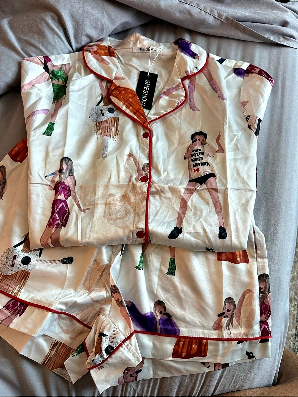 SHESHOW Taylor Swift Eras Tour Satin Pajama Set White & Pink